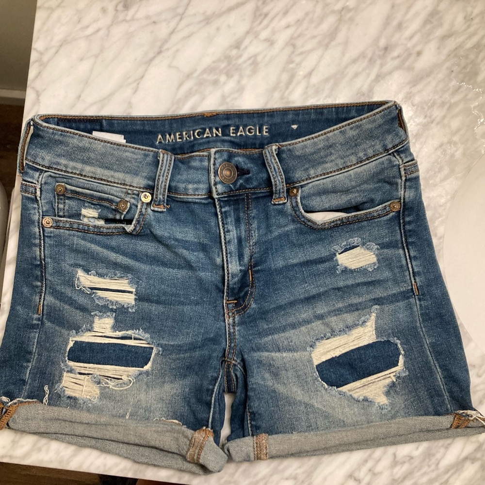 American Eagle Blue Wash Denim Patched Distressed MIDI Short- Women size 2